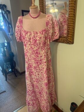 London Times Pink and White Floral Maxi Dress